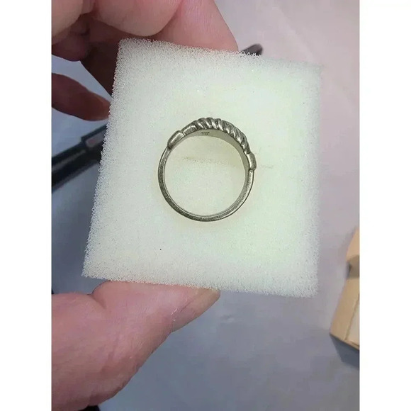 JAMES AVERY RETIRED STERLING SILVER FRIENDSHIP HANDSHAKE RING SIZE 5 - LB-C2457 - Picture 4 of 9